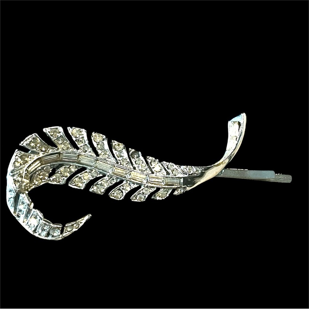 Rhinestone Hair Accessory – Statement Hairpin with Repurposed Vintage Jewelry - Picture 4 of 5